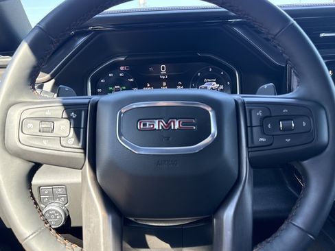 Used 2025 GMC Sierra 1500 AT4 AWD/4WD image 23