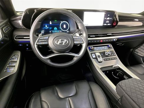 Used 2024 Hyundai Palisade Calligraphy image 8