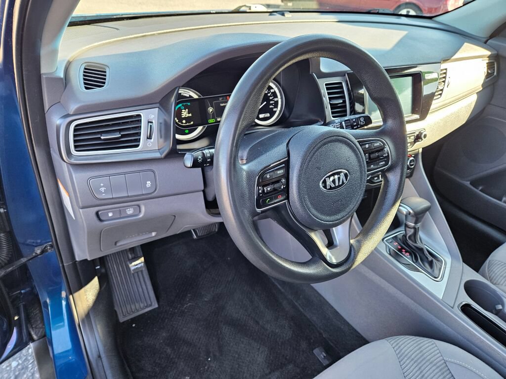 Used 2017 Kia Niro LX FWD image 14