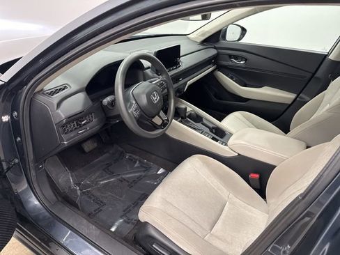 Used 2024 Honda Accord EX image 17