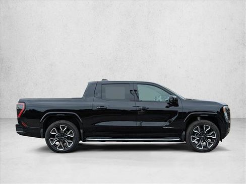 New 2025 GMC Sierra EV Denali image 4
