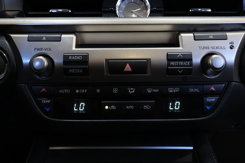 Used 2017 Lexus ES 350 w/ Accessory Package 2 FWD image 29
