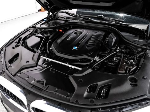 Used 2018 BMW 540i RWD image 62