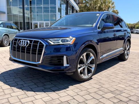 Used 2020 Audi Q7 3.0T Premium Plus AWD/4WD image 1
