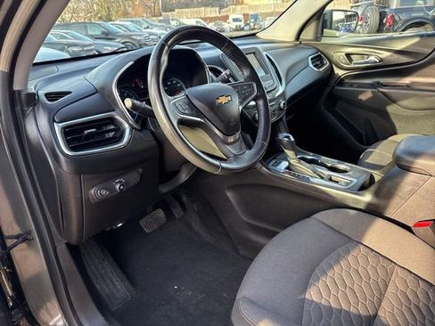 Used 2018 Chevrolet Equinox LT AWD/4WD image 19