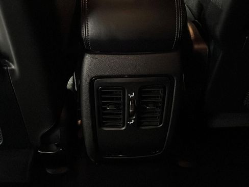 Used 2023 Dodge Durango SXT image 26