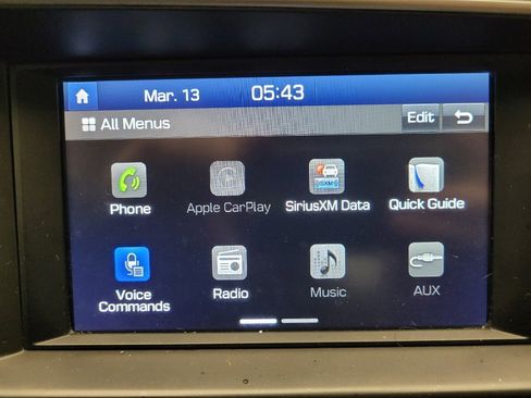 Used 2020 Hyundai Elantra SEL image 25