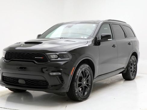 Used 2023 Dodge Durango GT image 2