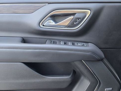 Used 2021 Chevrolet Tahoe Z71 image 19