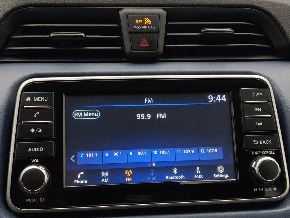 Used 2025 Nissan Versa SV w/ Trunk Package FWD image 25