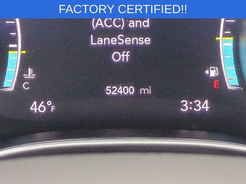 Certified 2024 Chrysler Pacifica Touring-L image 14