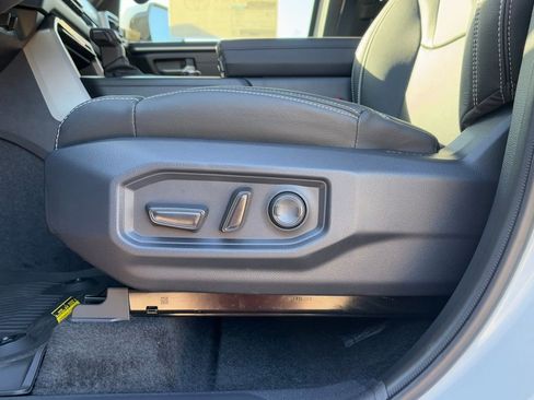 New 2026 Toyota Tundra SR5 image 13