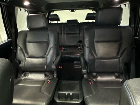 Used 2023 Toyota Sequoia Platinum AWD/4WD image 26