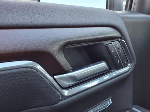 New 2026 GMC Sierra 1500 Denali w/ Denali Reserve Package image 15
