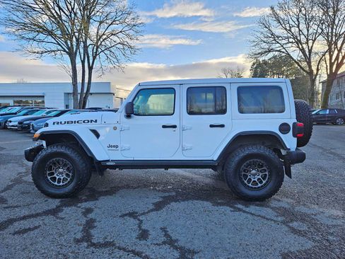 Used 2022 Jeep Wrangler Unlimited Rubicon w/ Xtreme Recon 35" Tire Package image 6