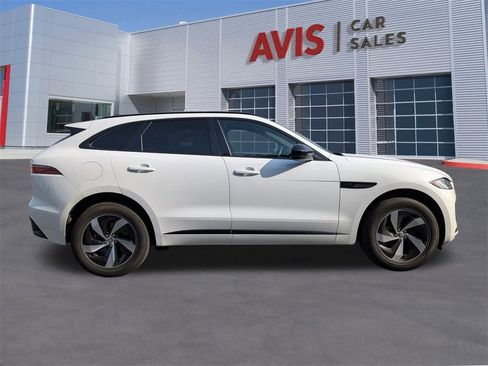 Used 2024 Jaguar F-PACE R-Dynamic S image 5