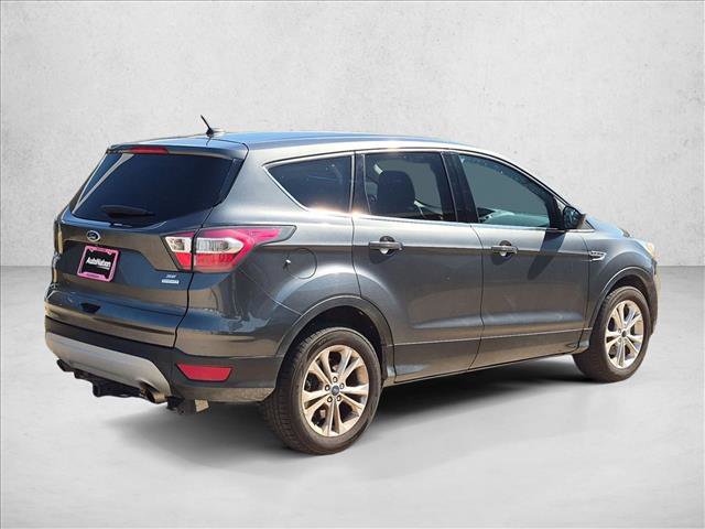 Used 2017 Ford Escape SE w/ SE Cold Weather Package FWD image 5