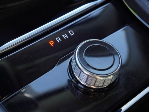 Used 2022 Jeep Grand Cherokee Laredo w/ Luxury Tech Group I image 19