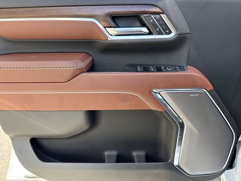 New 2026 GMC Sierra 2500 Denali Ultimate AWD/4WD image 14