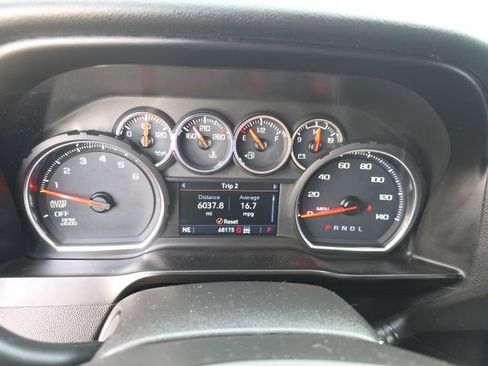 Used 2020 Chevrolet Silverado 1500 LT Trail Boss image 26