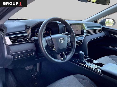 Used 2025 Toyota Camry LE FWD image 18