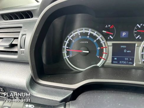 Used 2018 Toyota 4Runner SR5 Premium AWD/4WD image 10