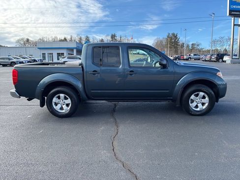 Used 2013 Nissan Frontier SV w/ SV Value Truck Pkg image 8