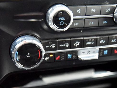 Used 2024 Ford F250 Lariat w/ Lariat Ultimate Package image 22