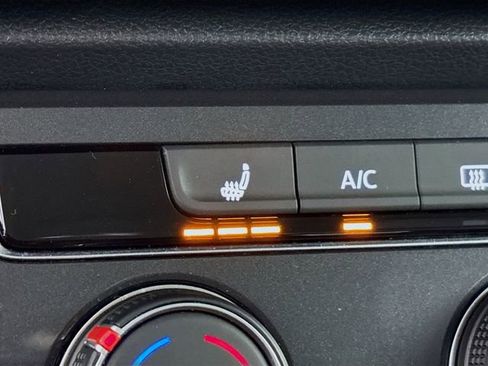 Used 2022 Volkswagen Tiguan S w/ Driver Assistance Package image 21