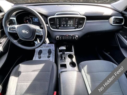 Used 2019 Kia Sorento AWD image 13