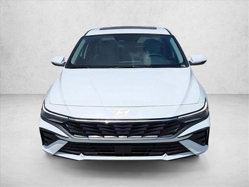 New 2026 Hyundai Elantra Limited FWD image 2