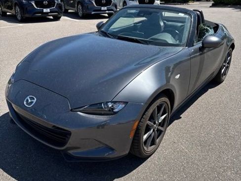Used 2019 MAZDA MX-5 Miata Grand Touring w/ GT-S Package RWD image 1