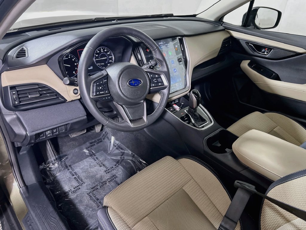 Certified 2025 Subaru Outback Premium AWD/4WD image 9