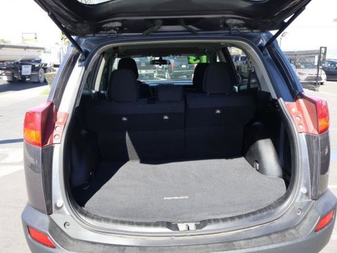 Used 2013 Toyota RAV4 XLE w/ Preferred Accessory Pkg FWD image 12