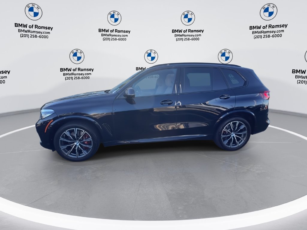 Used 2023 BMW X5 xDrive40i w/ M Sport Package AWD/4WD image 5