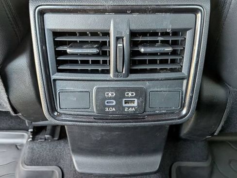 Used 2025 Subaru Forester Limited AWD/4WD image 30