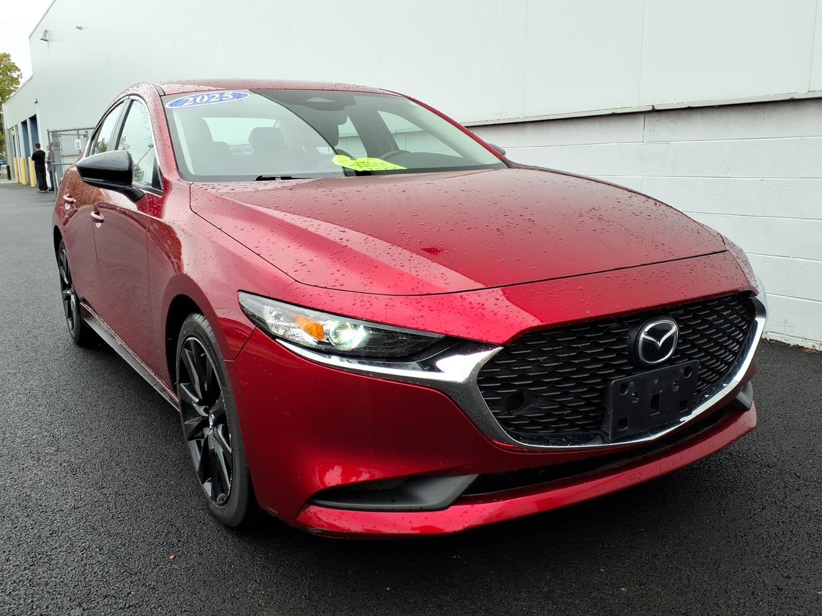 Used 2025 MAZDA MAZDA3 s FWD image 1