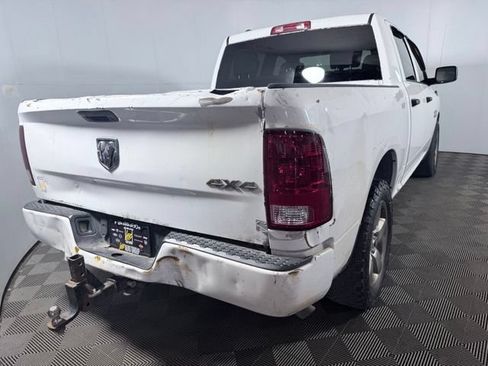 Used 2017 RAM 1500 Express AWD/4WD image 5