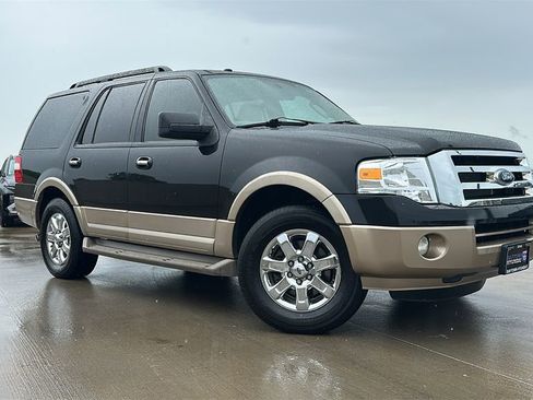 Used 2014 Ford Expedition XLT w/ Equipment Group 202A image 6