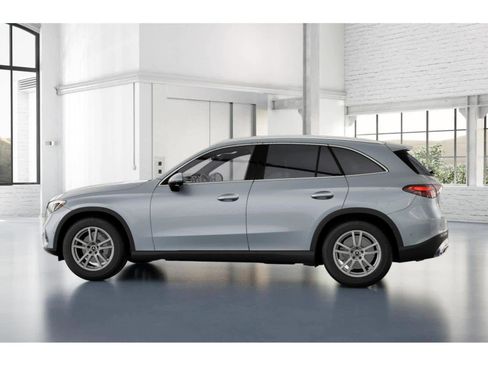 Used 2026 Mercedes-Benz GLC 300 image 31