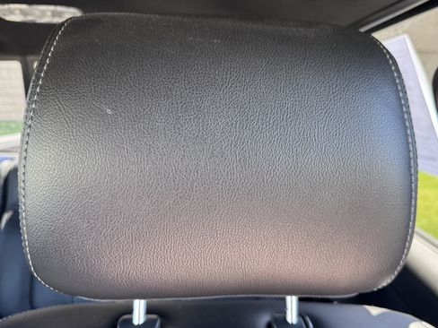 Used 2014 Ford F150 FX4 w/ Equipment Group 402A Luxury AWD/4WD image 13