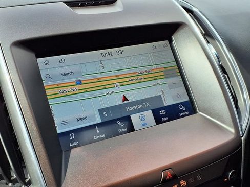 Used 2020 Ford Edge Titanium w/ Equipment Group 301A FWD image 10