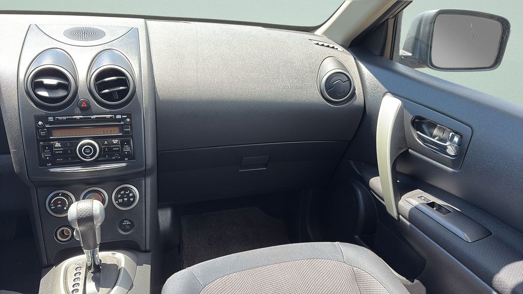 Used 2011 Nissan Rogue S AWD/4WD image 15