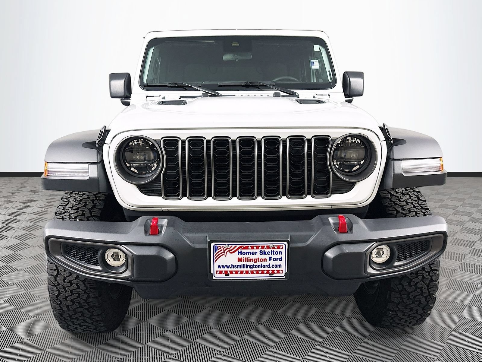 Used 2025 Jeep Wrangler Unlimited Rubicon AWD/4WD image 2