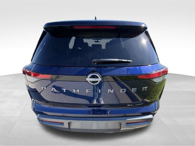 Used 2026 Nissan Pathfinder SL AWD/4WD image 5