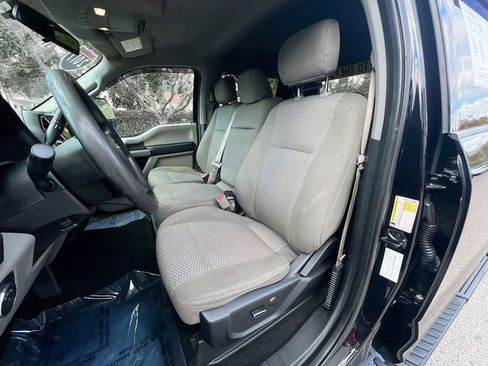 Used 2017 Ford F350 XLT w/ XLT Premium Package image 9