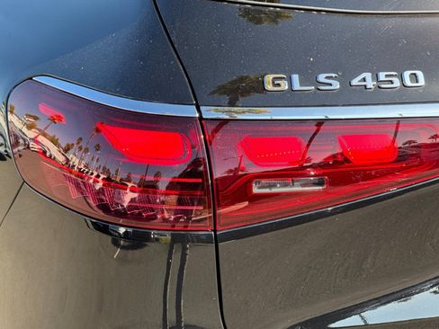 New 2025 Mercedes-Benz GLS 450 4MATIC image 15