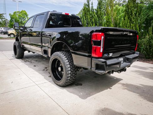 Used 2025 Ford F250 Platinum AWD/4WD image 8