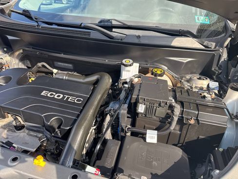Used 2018 Chevrolet Equinox LT AWD/4WD image 12