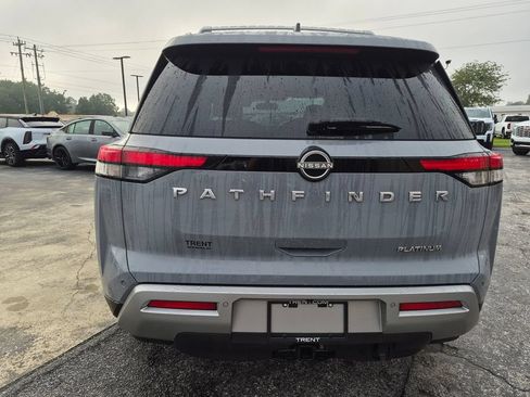 Used 2022 Nissan Pathfinder Platinum w/ Cargo Package FWD image 3